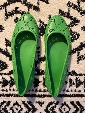 Gucci Authentic Green Ballet Flats
